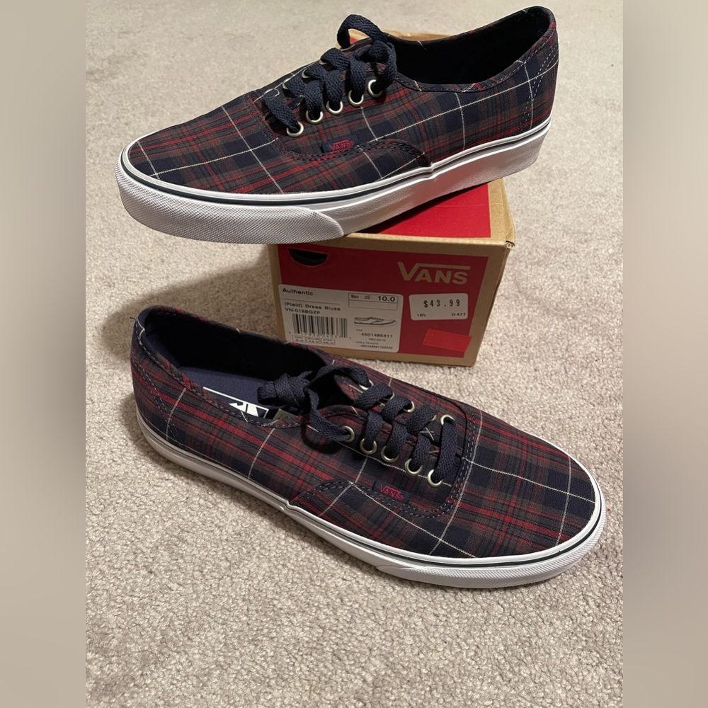 Vans “Authentic”